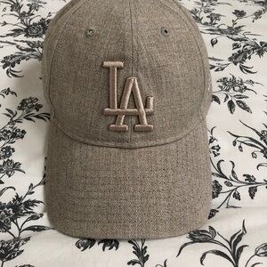 New Era Aritzia LA Hat